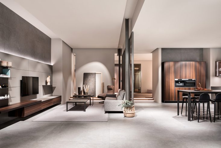 Salón con iluminación indirecta